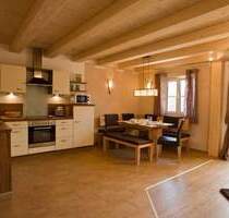 Schöne, helle, voll möblierte 104 qm Wohnung zu vermieten - Obing Landertsham