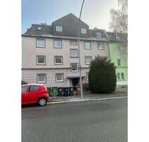 Wäre das was? hübschen Drei-Zimmer-Wohnung im Dachgeschoss? - Hof Innenstadt