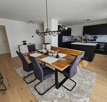 neue und großzügige 3 Zi. Whg mit EBK, Balkon zur Vermietung in Langquaid