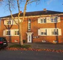 RESERVIERT*Mehrfamilienhaus mit 3 Einheiten, Garten und Garage* - Kamp-Lintfort