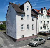 Freies Dreifamilienhaus in zentraler Stadtteil-Lage von Niederzwehren - Kassel