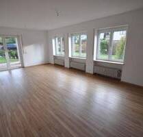 Öhningen: 2 Zimmer-Erdgeschosswohnung mit großer Terrasse EBK - frei ab 01.11.2025