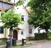 Reihenmittelhaus, 2 WE, als EFH geeignet, in ruhiger Nebenstraße... - Borna b Leipzig