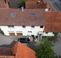 Charmantes Zweifamilienhaus mit Ausbaupotenzial in Bolheim - Herbrechtingen