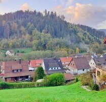 Schöner Ausblick, tolle Lage, Topp Preis! ETW mit großer Terrasse und Carport - Alpirsbach Rötenbach