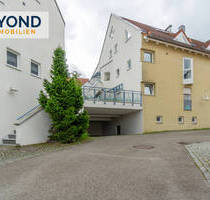 Gepflegte Etagenwohnung im 2. OG mit Südbalkon und Tiefgaragenstellplatz sucht neuen Besitzer! - Aidlingen