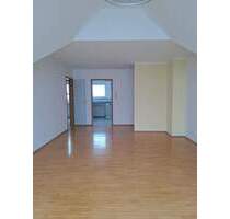 Elegantes Wohnen in Adelsdorf - 870,00 EUR Kaltmiete, ca.  77,00 m² Wohnfläche in Adelsdorf (PLZ: 91325)