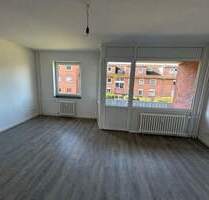 Spätsommeraktion!! Helle 3-Zimmer-Wohnung mit Balkon - ab dem 01.11. verfügbar - 1 Kaltmiete frei! - Flensburg Mürwik