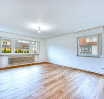 +++ 1.OG im 6-FH - bequem & zentrumsnah - gepflegt & großzügig - West-Balkon - TOP Grundriss - an ein Paar +++ - Stuttgart Stammheim