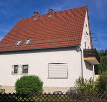 Freistehendes Zweifamilien Haus in Ortsrandlage von Altrip