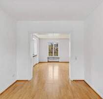 Sanierter Altbaucharme trifft Zukunftssicherheit - 4 Zimmer mit Platz, Perspektive und Stellplatz! - Hattersheim Okriftel