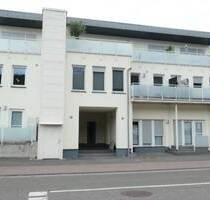 Bürogebäude, ein großer Raum mit WC im EG - Prüm Niederprüm