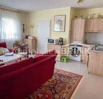 Gemütliche, helle 2-Zimmer Wohnung, senioren- und behindertengeeignet, mit Tiefgaragenplatz und drei Außenstellplätzen - Langenzenn