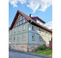 Neuer, interessanter Kaufpreis (VHB) !! Großzügiges 2-Generationenhaus (Nebengebäude, Lager) und toll angelegtem Außenbereich. - Tann Lahrbach