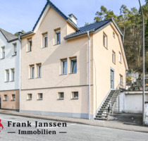 Doppelhaushälfte mit zwei Wohneinheiten in Gerolstein - voll vermietet - Dach & Heizung erneuert