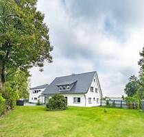 Provisionsfrei! Drei Wohneinheiten mit hohem Komfort und großem Grundstück! - Zeven / Bademühlen