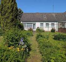 Gemütliches Haus mit Ausbaumöglichkeit und tollem Garten - Salzgitter