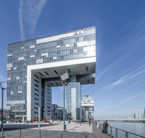 Top Büroräume und Arbeitsplätze im Kölner Rheinauhafen - All-in-Miete