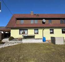 Charmant sanierte Wohnimmobilie mit großem Garten und Doppelgarage in einem angenehm ruhigen Umfeld - Marktleugast / Mannsflur