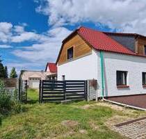 Doppelhaushälfte, viel Wohnfläche & Garten, Ausbauplanung vorhanden - Doberlug-Kirchhain