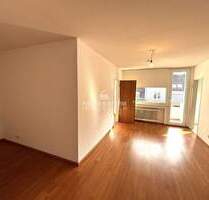 Düsseldorf-Unterbilk! Echt schöne 2-Zimmer-Wohnung mit Sonnenbalkon!