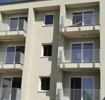 Exklusive 2 Zi. Wohnung mit Südbalkon, barrierefrei bzw. seniorengerecht, mit moderner Einbauküche - Pfarrkirchen