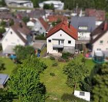 Sonniges Zweifamilienhaus mit Ausbaupotenzial - Oberndorf am Neckar / Aistaig