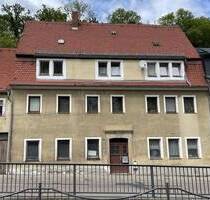 Wohnen im Stadtzentrum - 100.000,00 EUR Kaufpreis, ca.  120,00 m² Wohnfläche in Glashütte (PLZ: 01768)