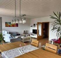 Großzügige 3,5-Zimmerwohnung mit Balkon in Dettingen