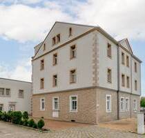 Qualitätsinvestement: Hochwertig saniertes MFH mit 2- bis 3-Zi.-Whg., Balkonen und Stellplätzen. - Dresden Kaditz