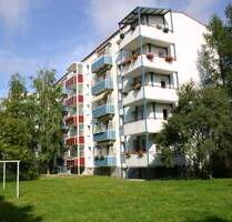 Große 3-Raum-Wohnung im 2. OG in der Plöner Str. 3 - Schwerin Lankow