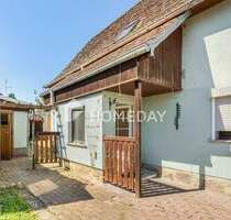 Gepflegte Doppelhaushälfte mit Innenhof, Nebengebäude und kleinem Gartenbereich - Landsberg Oppin