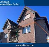 VIE-Dülken: gepflegte, vermietete DG-Eigentumswohnung im Dreiparteienhaus mit Balkon und Stellplatz - Viersen