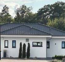 Freist. Bungalow, in allerbestem Zustand, Baujahr 2021, mit Wärmepumpe, in Toplage von Wassenberg - Rothenbach....