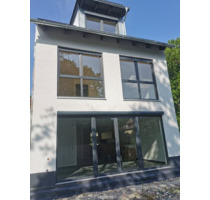 Neubau: Modernes Wohnen am Theresienstein - Exklusive 4-Zimmer-Wohnung in Hof