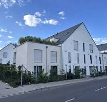 Moderne 3-Zimmer-Wohnung mit Terrasse, kleinem Gartenanteil und TG-Stellplatz, in beliebter Lage von Erlangen-Frauenaurach