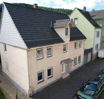 Einfamilienhaus mit Garten - direkt an der Bever in Beverungen-Dalhausen