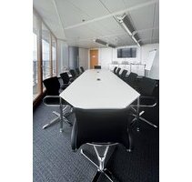 Buchen Sie Großraumbüros für Unternehmen jeder Größe in Regus Dusseldorf, Stadttor - Düsseldorf Unterbilk
