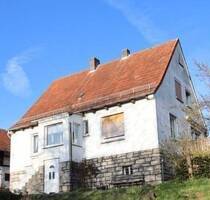Sonniges Einfamilienhaus mit Terrasse und Garage in ruhiger Ortsrandlage. - Ringgau Rittmannshausen