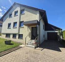 Ruhig und sonnig gelegenes 1-2 Familienhaus mit Modernisierungsbedarf - Steinheim am Albuch