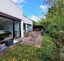 ***PROVISIONSFREI*** Attraktives Einfamilienhaus mit Doppelgarage und toller Dachterrasse! - Waiblingen Neustadt