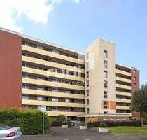 Attraktive 3-Zimmer-City-Wohnung -sehr zentrumsnah gelegen und begehrt- - Kiel / Südfriedhof