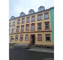 Geräumige 4-Zimmer-Wohnung mit 2 Badezimmern und Einbauküche - Freiberg