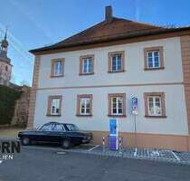 Ein Haus mit Charakter - 429.000,00 EUR Kaufpreis, ca.  350,00 m² Wohnfläche in Geldersheim (PLZ: 97505)