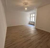 Erstbezug nach Sanierung: Geräumige 1-Zimmer-Wohnung in Berlin - Sonnenallee