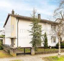 Viel Platz, viel Potenzial: Einfamilienhaus mit Pool und Wellnessbereich in Toplage - Karlsruhe / Nordweststadt