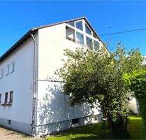DG-Wohnung mit Potenzial - im 3-Familienhaus in traumhafter, ruhiger Lage - Kissing