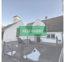 Kleines Stadthäuschen mit Nebengebäuden in Nabburg