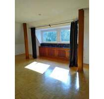 Schöne Dachgeschosswohnung in ruhiger Lage im Südostviertel - Essen