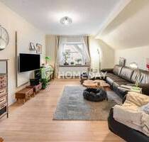 Exklusives Wohnen im Dachgeschoss - Charmante 3-Zimmer-Wohnung mit Garten und Garage - Herne Wanne - Nord
